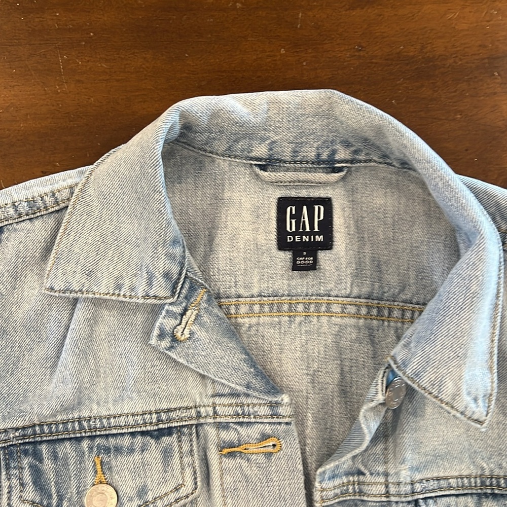 gap denim jacket - Picture 2 of 3
